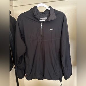 Nike pullover windbreaker